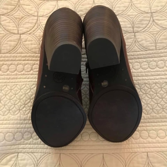 Lucky Brand Brown Leather Ankle Boots Size 10 - Picture 4 of 7